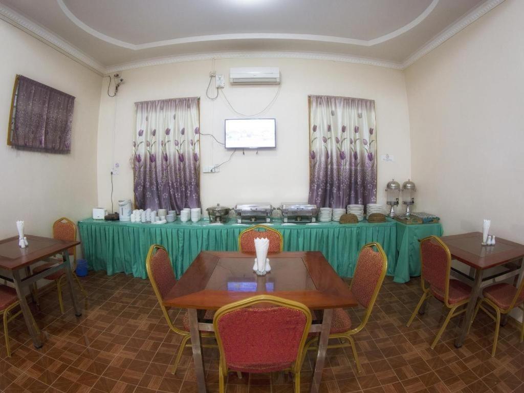 Night Sweet Hotel Mandalay Esterno foto