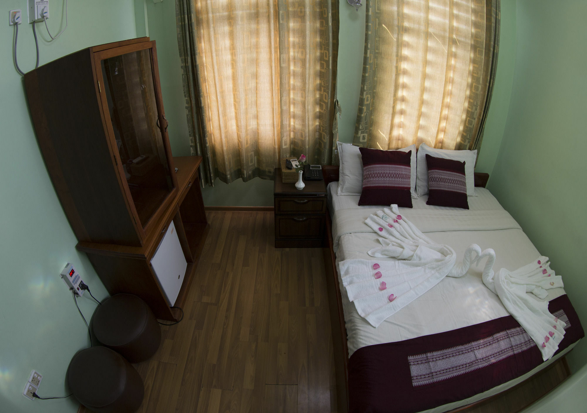 Night Sweet Hotel Mandalay Esterno foto